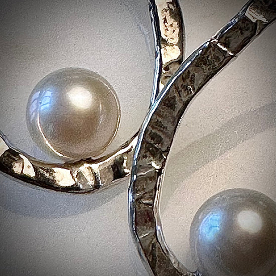 【ROBERTA PAVONE】PEARL OVAL  (ピアス)