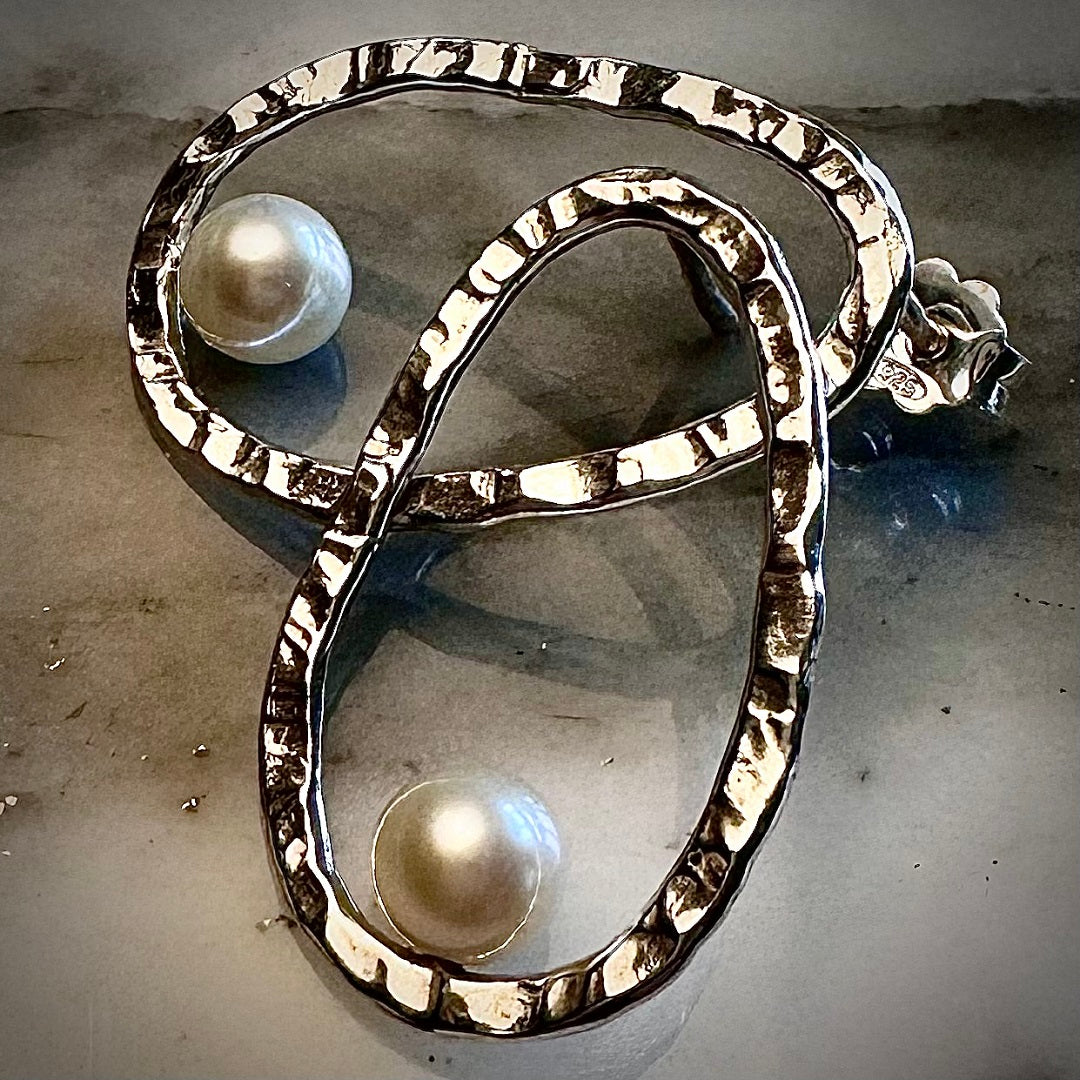 【ROBERTA PAVONE】PEARL OVAL  (ピアス)